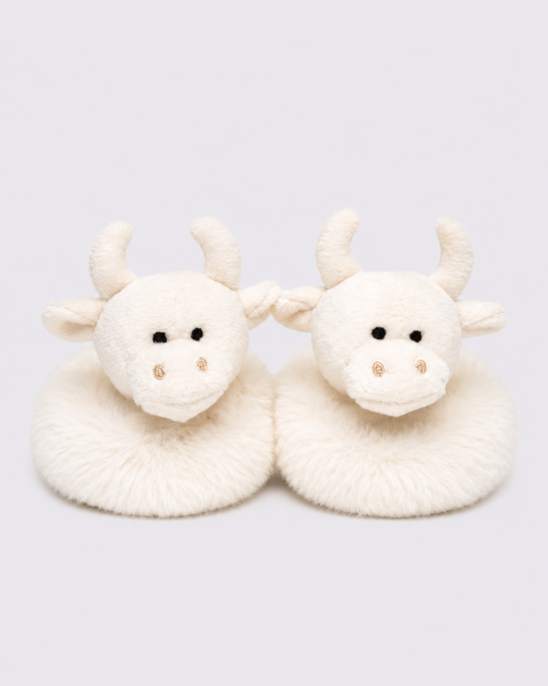 Jomanda Cream Highland Cow Slippers Jomanda Cream Highland Cow Slippers